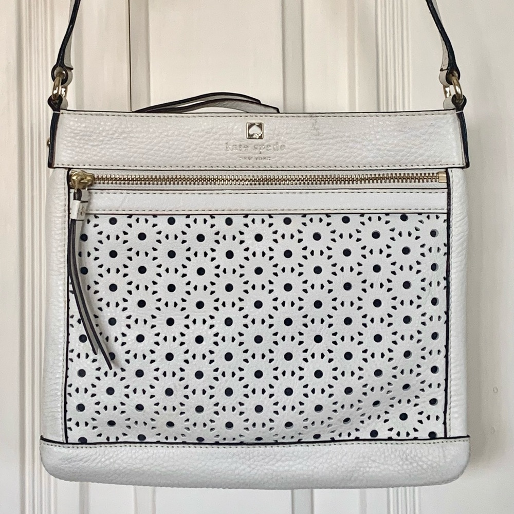Fresh White “Perri Lane Reidy” Crossbody